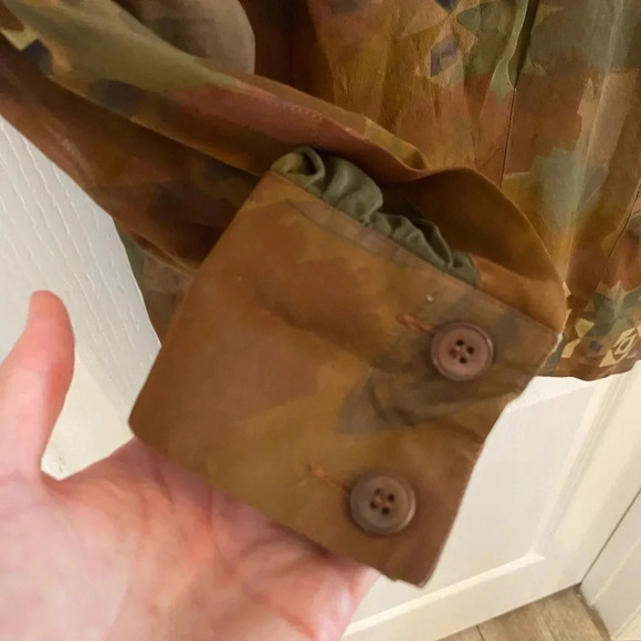 Escada Women Vintage 80s/90s Silk Button Up Blouse - Picture 9 of 9